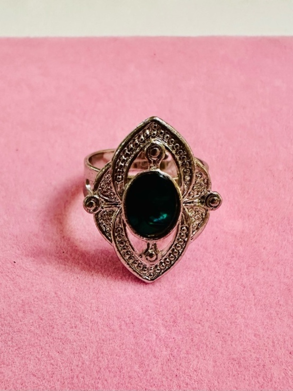 Silver Tone Green Stone Vintage Style Adjustable Ring - Picture 1 of 3